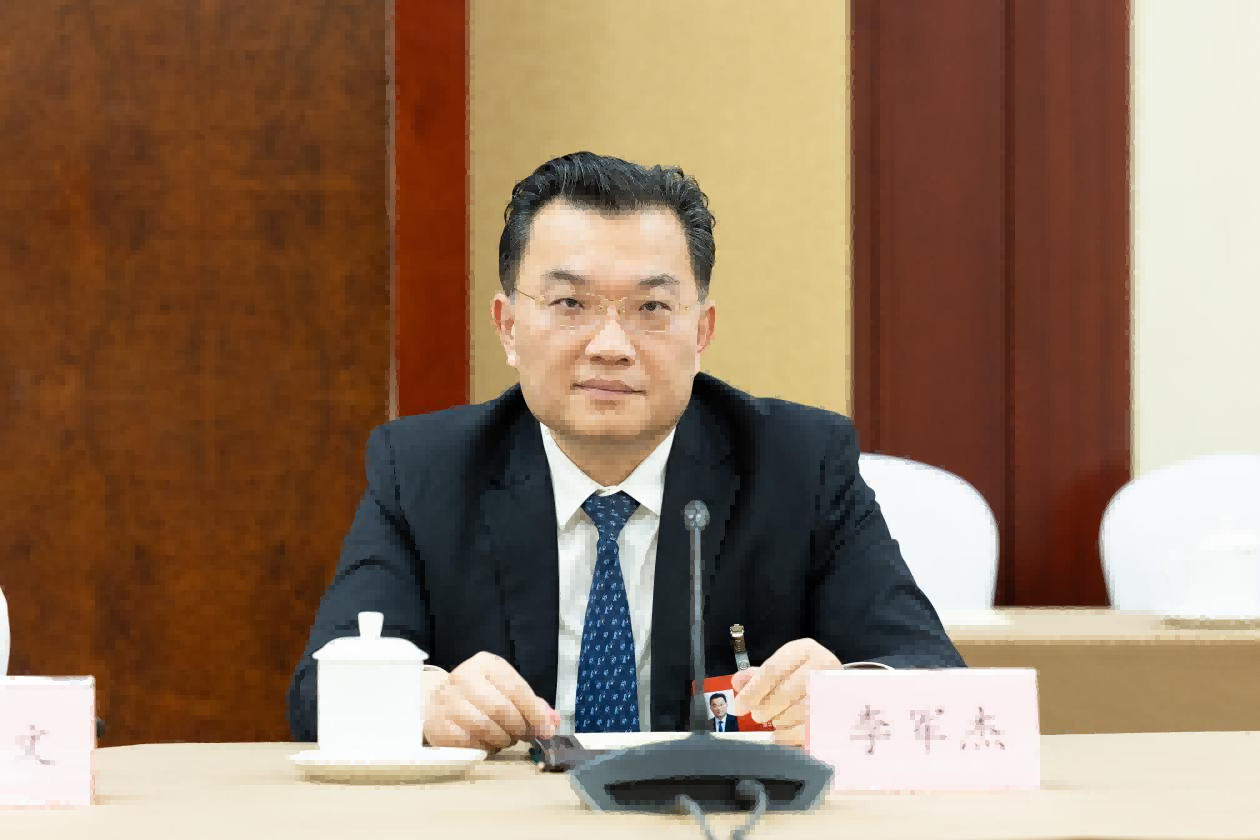 全国人大代表李军杰：拼搏进取 不胜不休 加快推动黄冈革命老区振兴发展